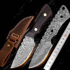 Damascus Steel Outdoor Knife Crazy Horse Head Layer Leather Scabbard